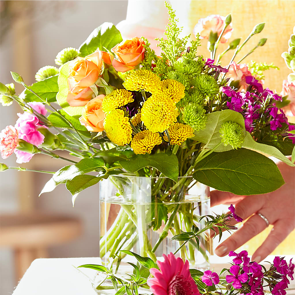 Bold & Bright – A Florist Original – BUSSE AND RIECK FLOWERS PLANTS & GIFTS, Kankakee IL