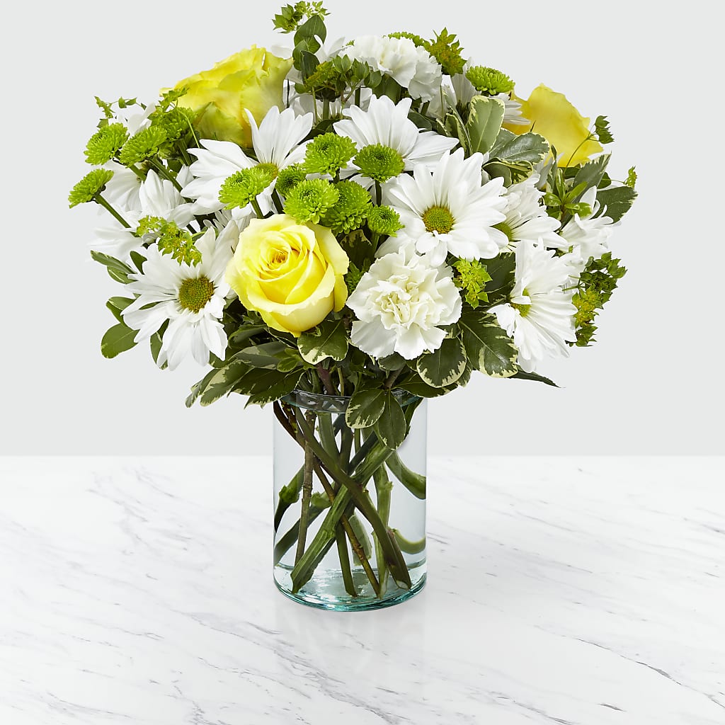 Happy Day Bouquet – BUSSE AND RIECK FLOWERS PLANTS & GIFTS, Kankakee IL