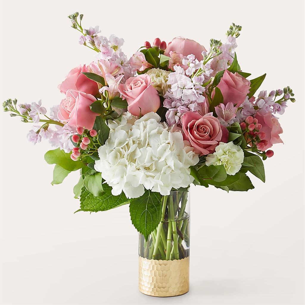 Little Luxuries Bouquet – BUSSE AND RIECK FLOWERS PLANTS & GIFTS, Kankakee IL