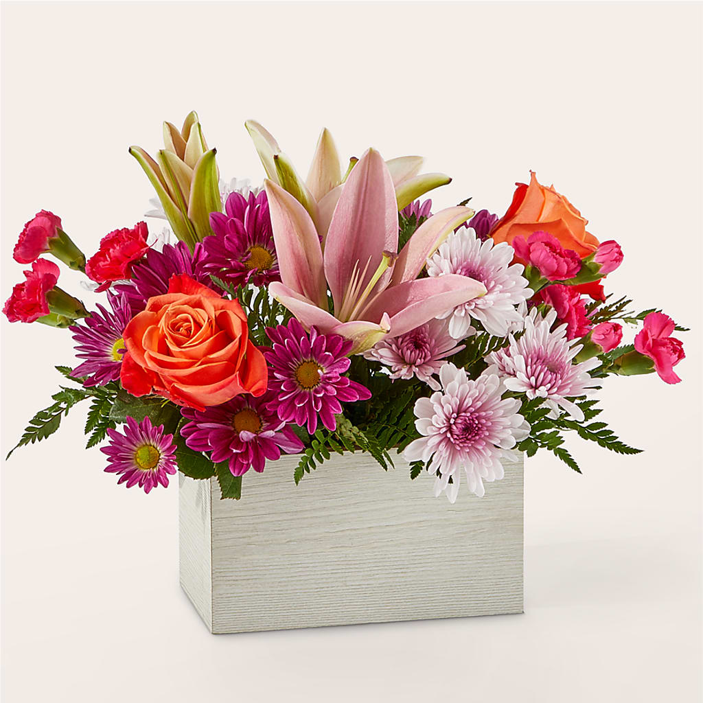Light of My Life Box Bouquet – BUSSE AND RIECK FLOWERS PLANTS & GIFTS, Kankakee IL