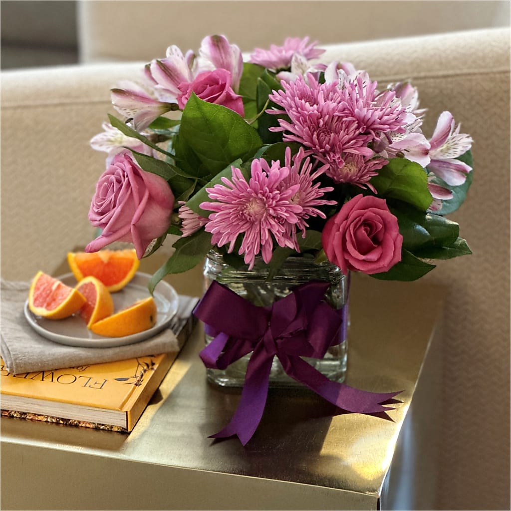 Sugarplum Bouquet – BUSSE AND RIECK FLOWERS PLANTS & GIFTS, Kankakee IL