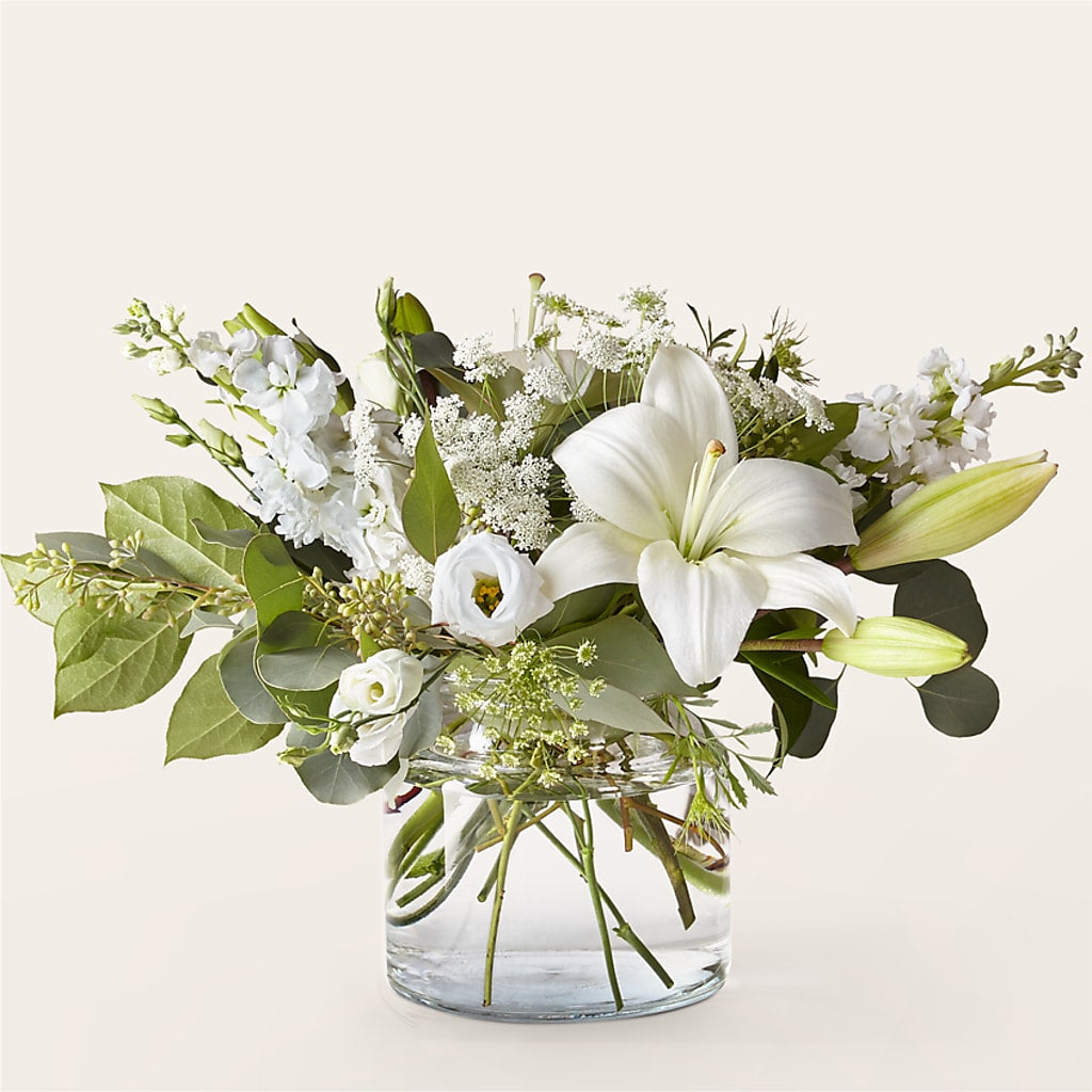 Alluring Elegance Bouquet – BUSSE AND RIECK FLOWERS PLANTS & GIFTS, Kankakee IL