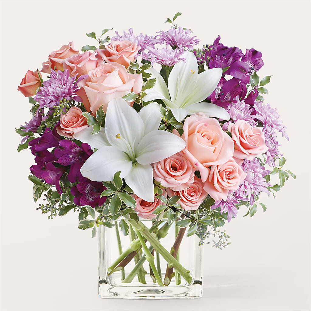 Mani Pedi Bouquet – BUSSE AND RIECK FLOWERS PLANTS & GIFTS, Kankakee IL