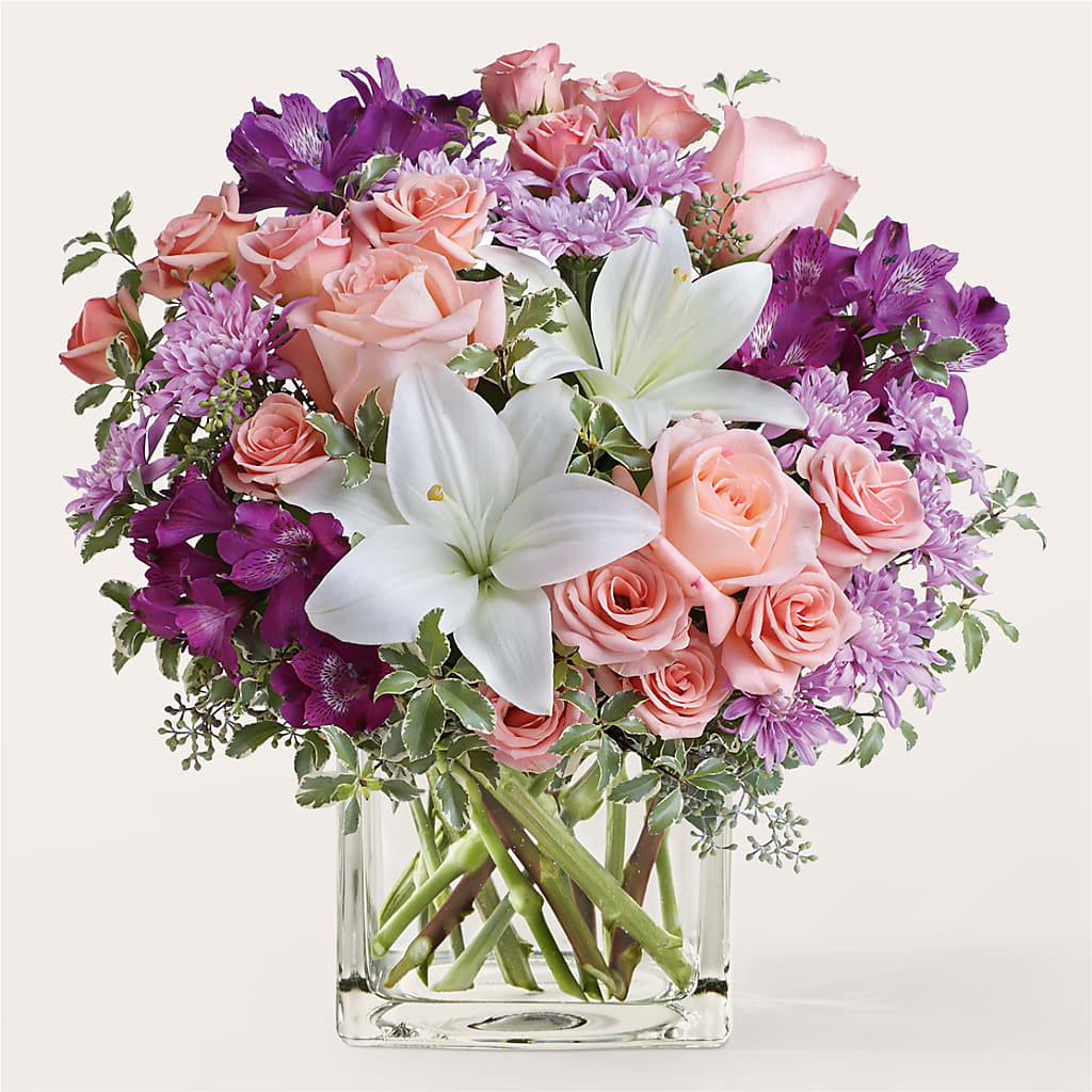 Mani Pedi Bouquet – BUSSE AND RIECK FLOWERS PLANTS & GIFTS, Kankakee IL