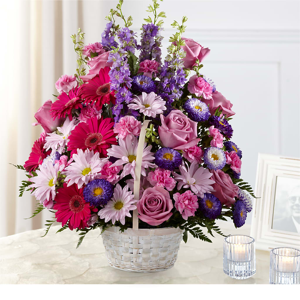 Pastel Peace Basket – BUSSE AND RIECK FLOWERS PLANTS & GIFTS, Kankakee IL