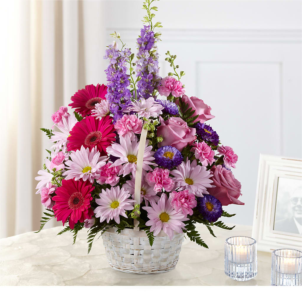 Pastel Peace Basket – BUSSE AND RIECK FLOWERS PLANTS & GIFTS, Kankakee IL