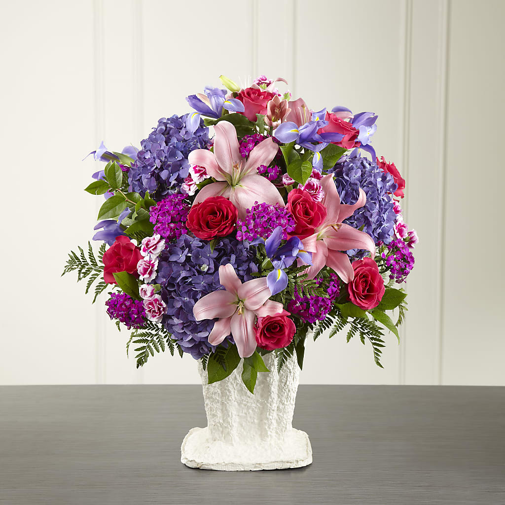 We Fondly Remember Arrangement – BUSSE AND RIECK FLOWERS PLANTS & GIFTS, Kankakee IL