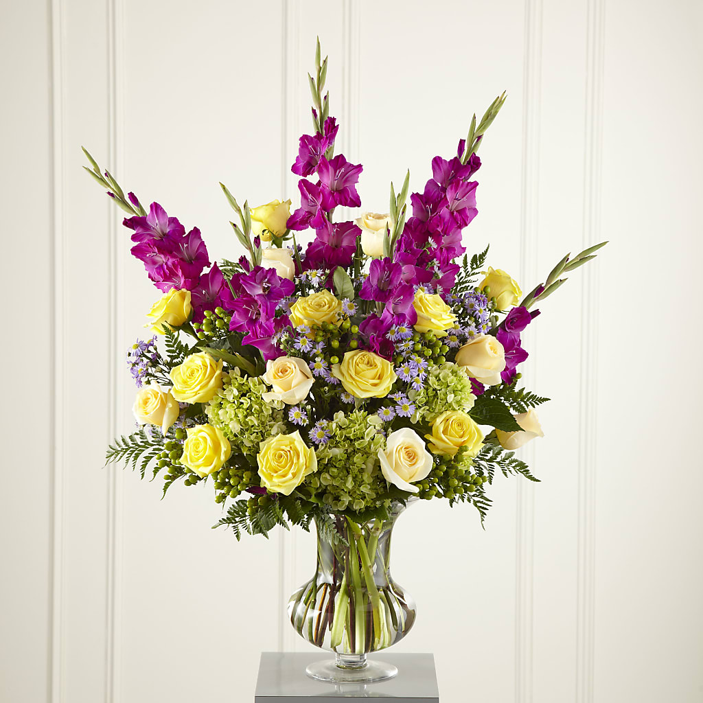 Loveliness Arrangement – BUSSE AND RIECK FLOWERS PLANTS & GIFTS, Kankakee IL