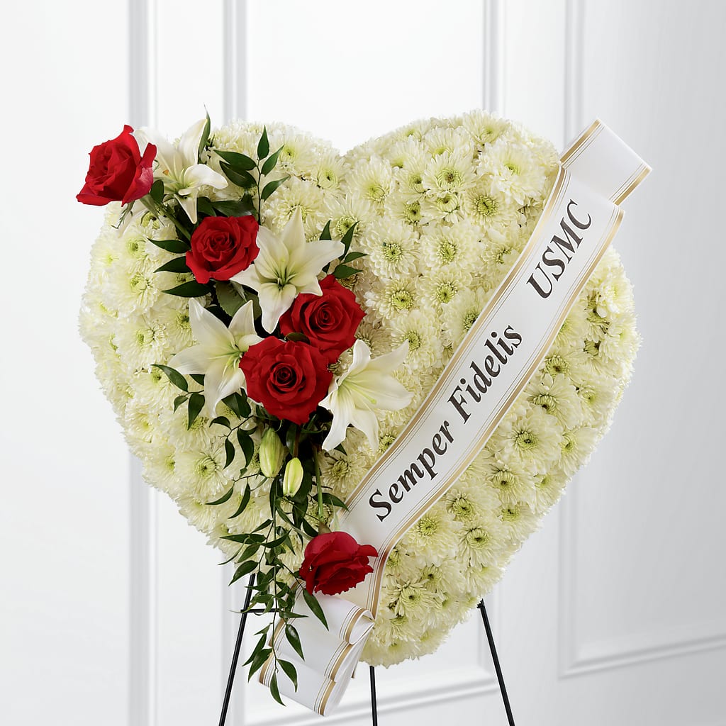 Heartfelt Hero Standing Heart – BUSSE AND RIECK FLOWERS PLANTS & GIFTS, Kankakee IL