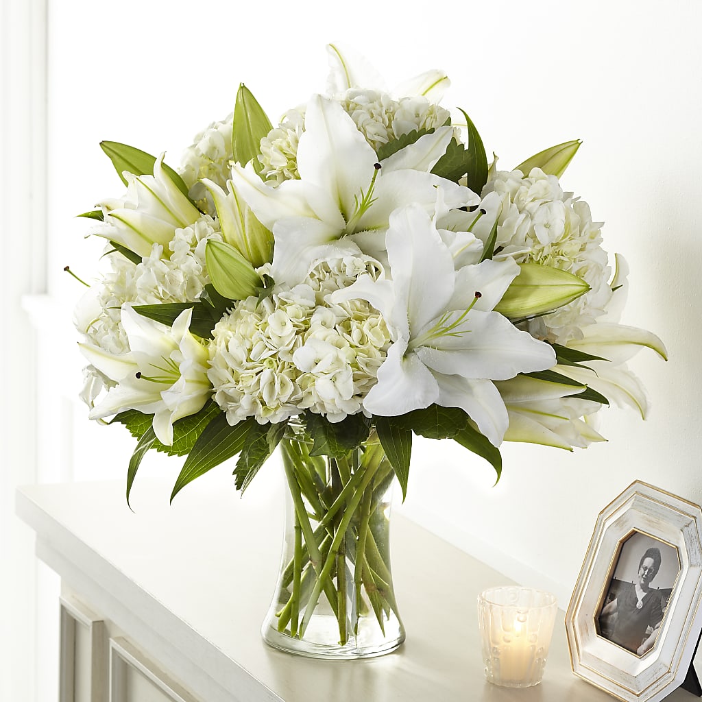 Compassionate Lily Bouquet – BUSSE AND RIECK FLOWERS PLANTS & GIFTS, Kankakee IL