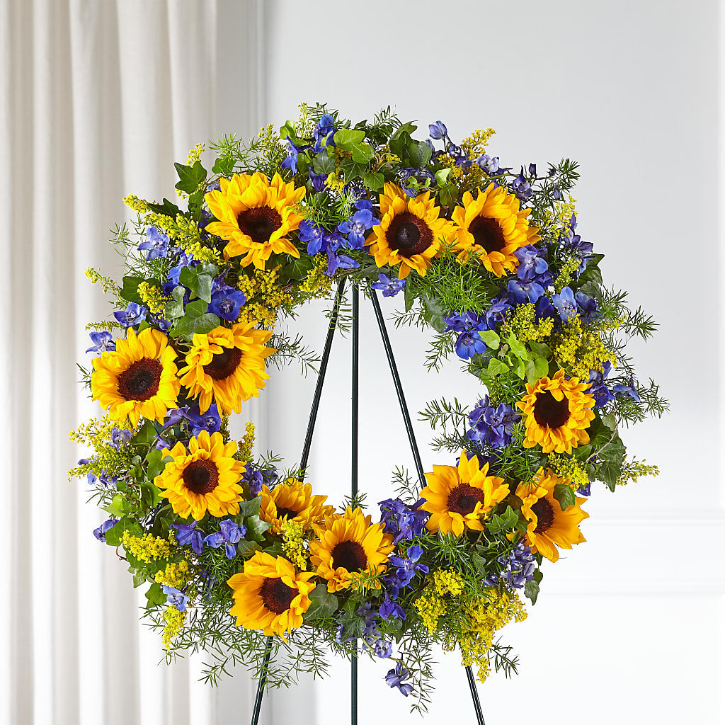 Bright Rays Wreath – BUSSE AND RIECK FLOWERS PLANTS & GIFTS, Kankakee IL