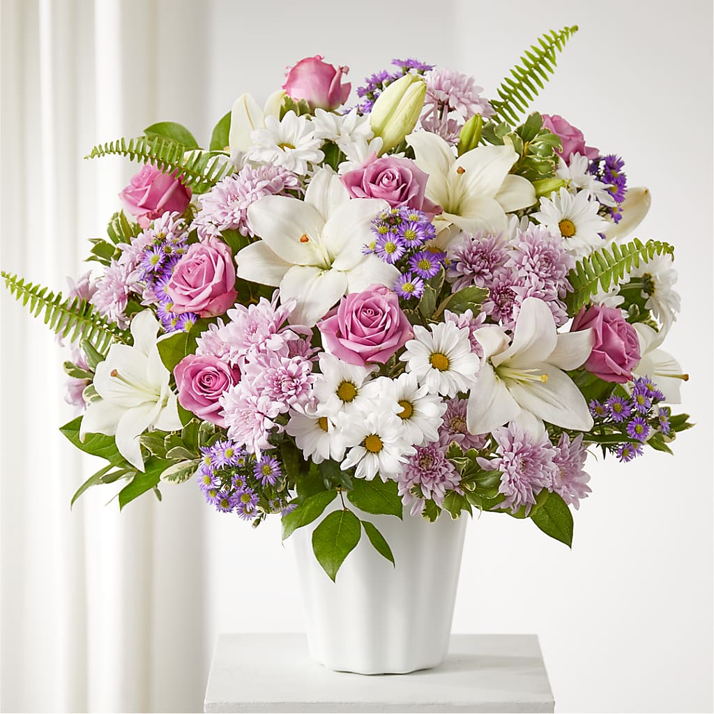 Warmest Thoughts Tabletop Basket – BUSSE AND RIECK FLOWERS PLANTS & GIFTS, Kankakee IL