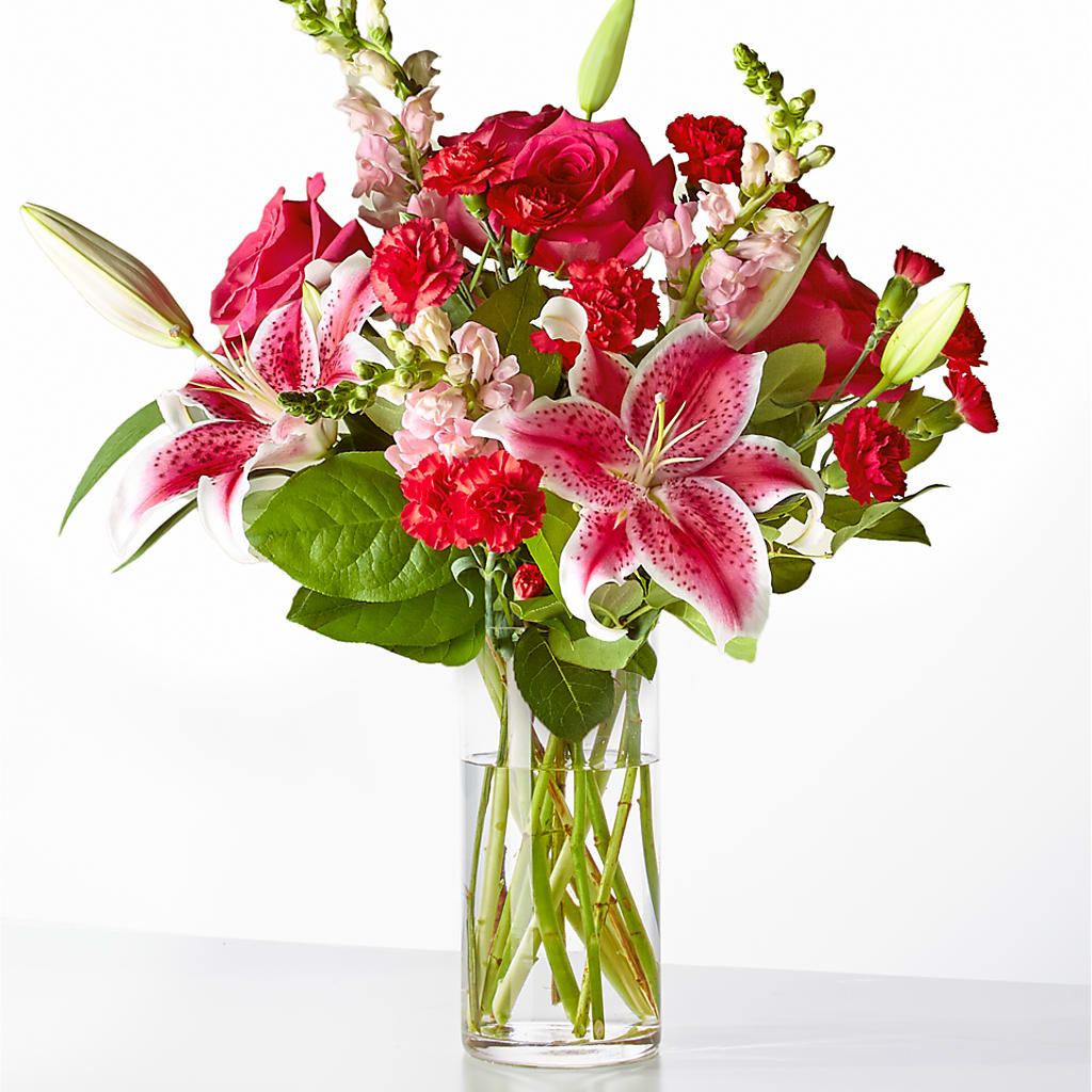 Love at First Sight Bouquet – BUSSE AND RIECK FLOWERS PLANTS & GIFTS, Kankakee IL