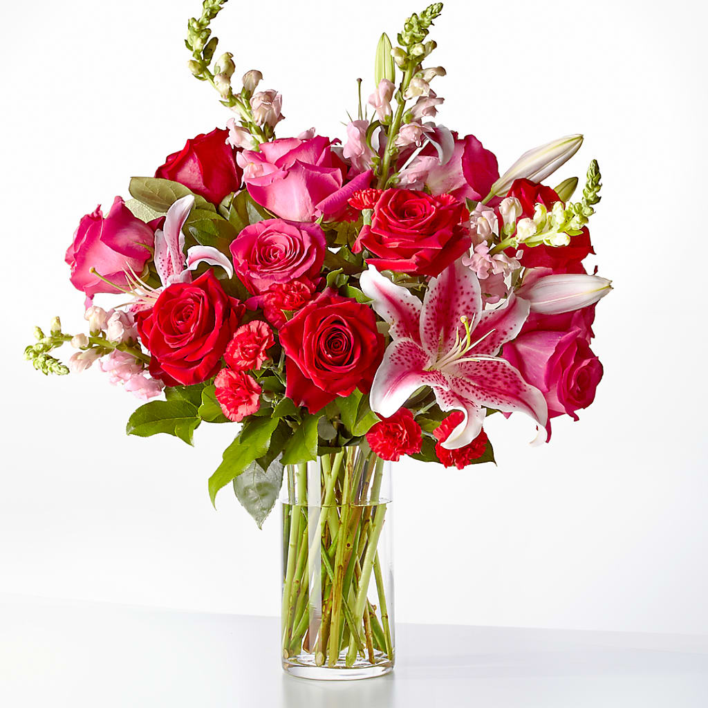 Love at First Sight Bouquet – BUSSE AND RIECK FLOWERS PLANTS & GIFTS, Kankakee IL
