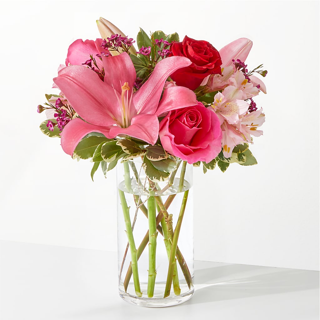 Lucky in Love Bouquet – BUSSE AND RIECK FLOWERS PLANTS & GIFTS, Kankakee IL