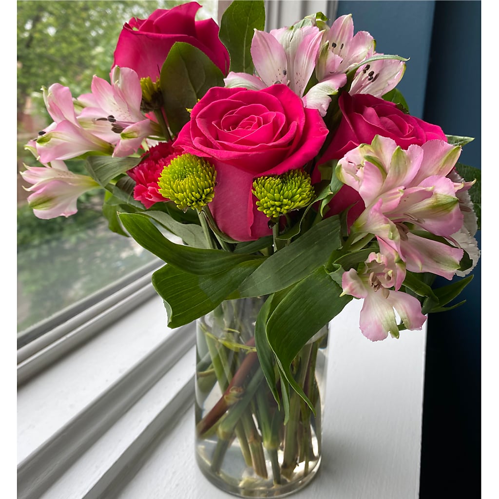 Sweet & Pretty Bouquet – BUSSE AND RIECK FLOWERS PLANTS & GIFTS, Kankakee IL