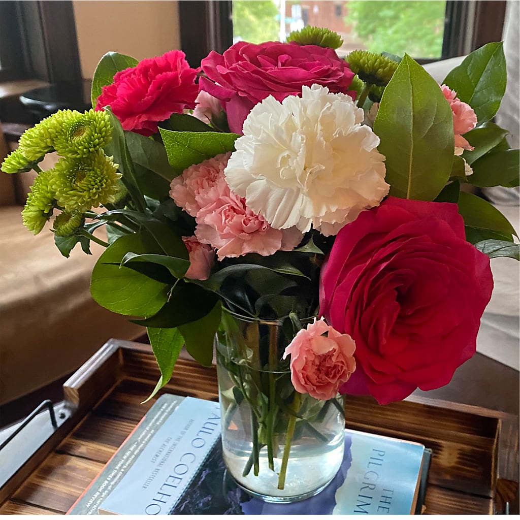 Sweet & Pretty Bouquet – BUSSE AND RIECK FLOWERS PLANTS & GIFTS, Kankakee IL