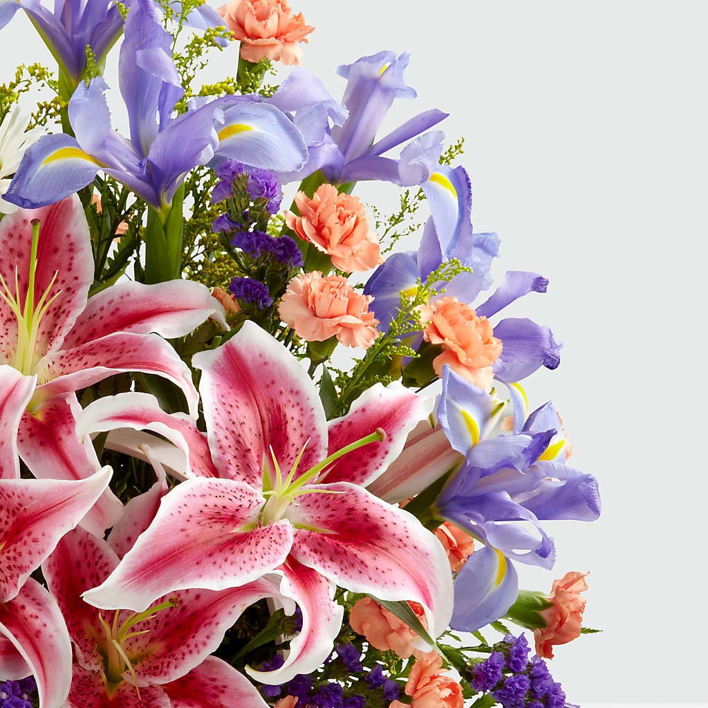 The Wondrous Nature Bouquet – BUSSE AND RIECK FLOWERS PLANTS & GIFTS, Kankakee IL