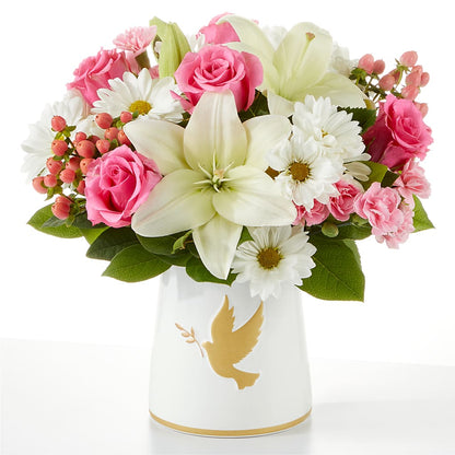 Whispers of Comfort Bouquet – BUSSE AND RIECK FLOWERS PLANTS & GIFTS, Kankakee IL