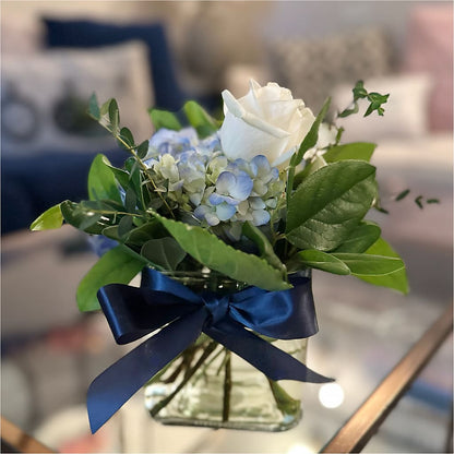 Sky Blue Delight Bouquet – BUSSE AND RIECK FLOWERS PLANTS & GIFTS, Kankakee IL
