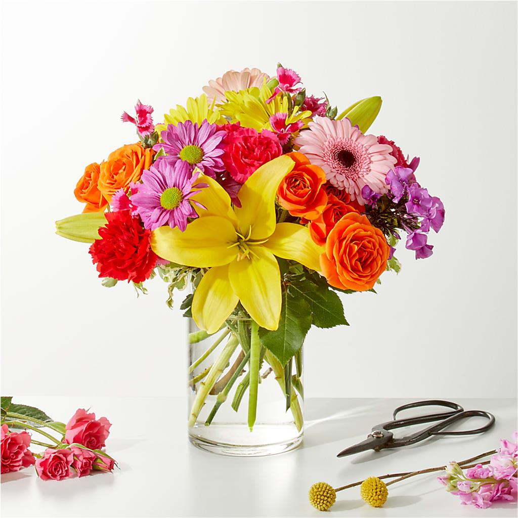 Cue the Confetti - A Florist Original – BUSSE AND RIECK FLOWERS PLANTS & GIFTS, Kankakee IL