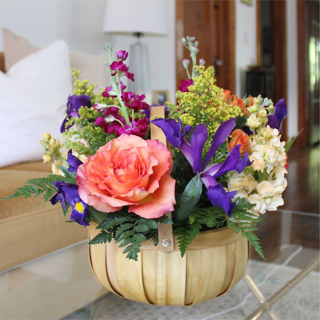 Garden of Life Basket – BUSSE AND RIECK FLOWERS PLANTS & GIFTS, Kankakee IL