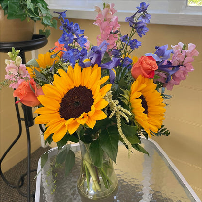 Rays of Life Bouquet – BUSSE AND RIECK FLOWERS PLANTS & GIFTS, Kankakee IL