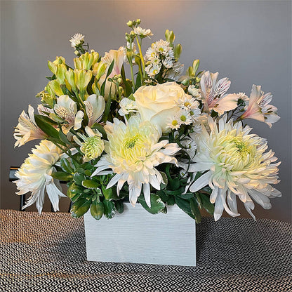 Eternal Affection Arrangement – BUSSE AND RIECK FLOWERS PLANTS & GIFTS, Kankakee IL
