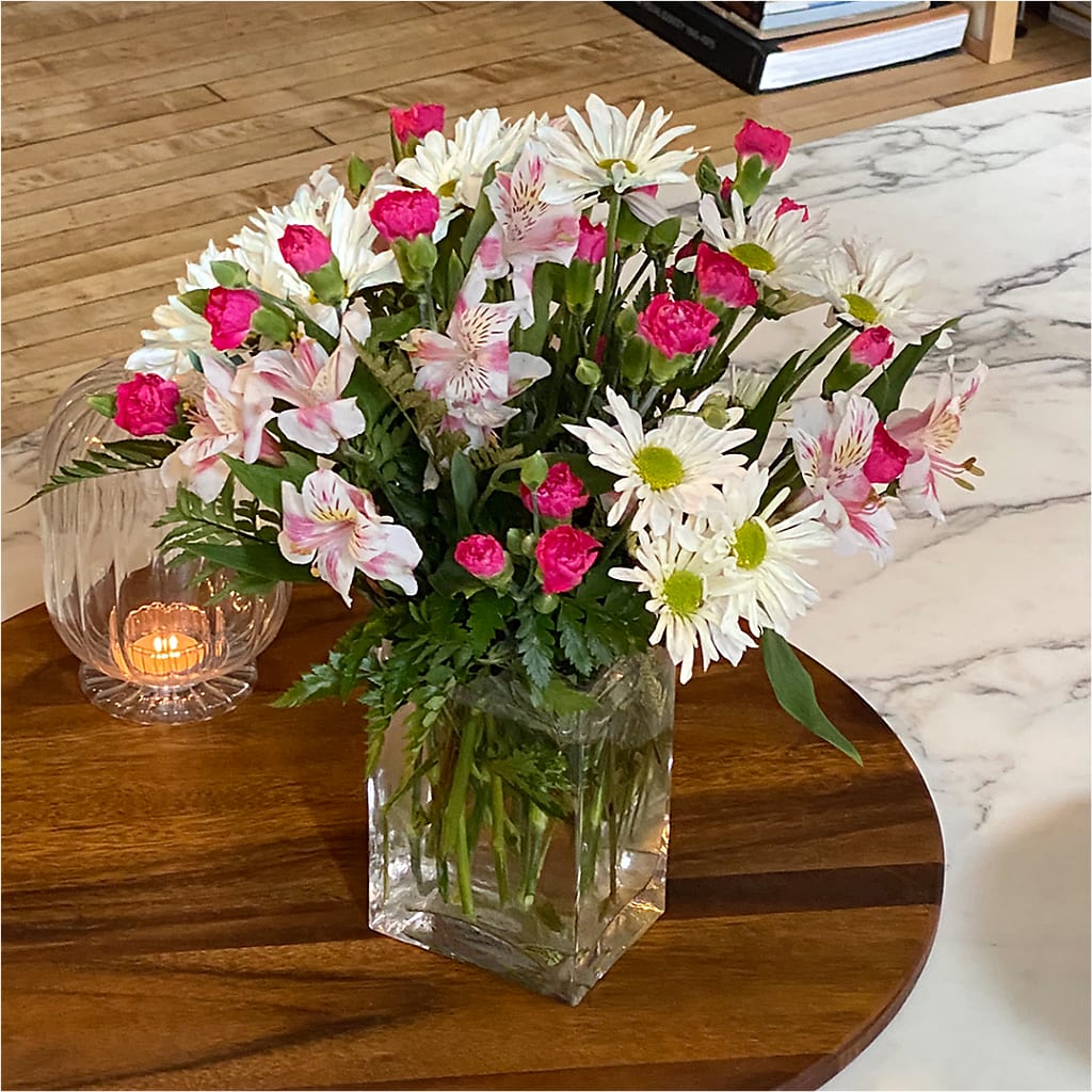 Sweet Surprises® Bouquet – BUSSE AND RIECK FLOWERS PLANTS & GIFTS, Kankakee IL