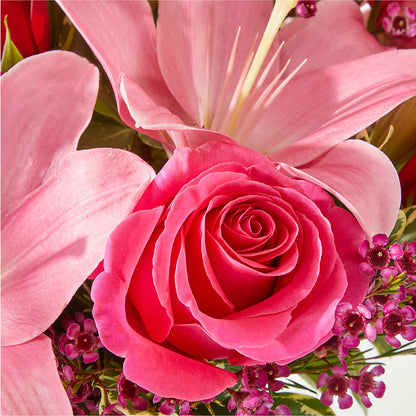 Lucky in Love Bouquet – BUSSE AND RIECK FLOWERS PLANTS & GIFTS, Kankakee IL
