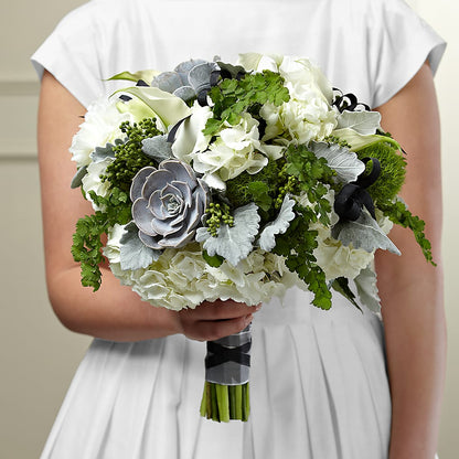 Sweet Innocence Bouquet – BUSSE AND RIECK FLOWERS PLANTS & GIFTS, Kankakee IL