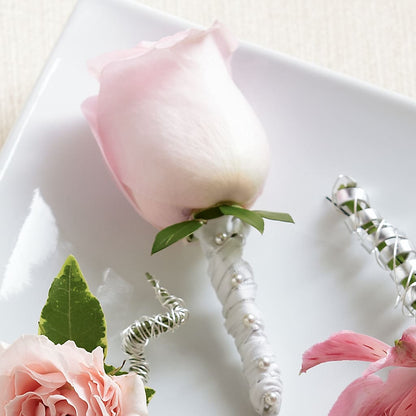 Pink Rose Boutonniere – BUSSE AND RIECK FLOWERS PLANTS & GIFTS, Kankakee IL