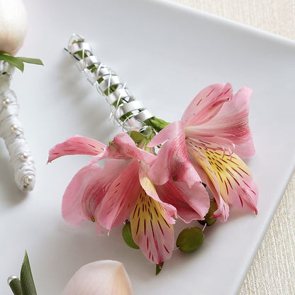 Pink Peruvian Lily Boutonniere – BUSSE AND RIECK FLOWERS PLANTS & GIFTS, Kankakee IL