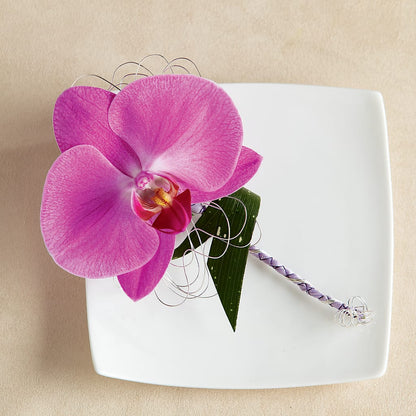 Glorious Boutonniere – BUSSE AND RIECK FLOWERS PLANTS & GIFTS, Kankakee IL